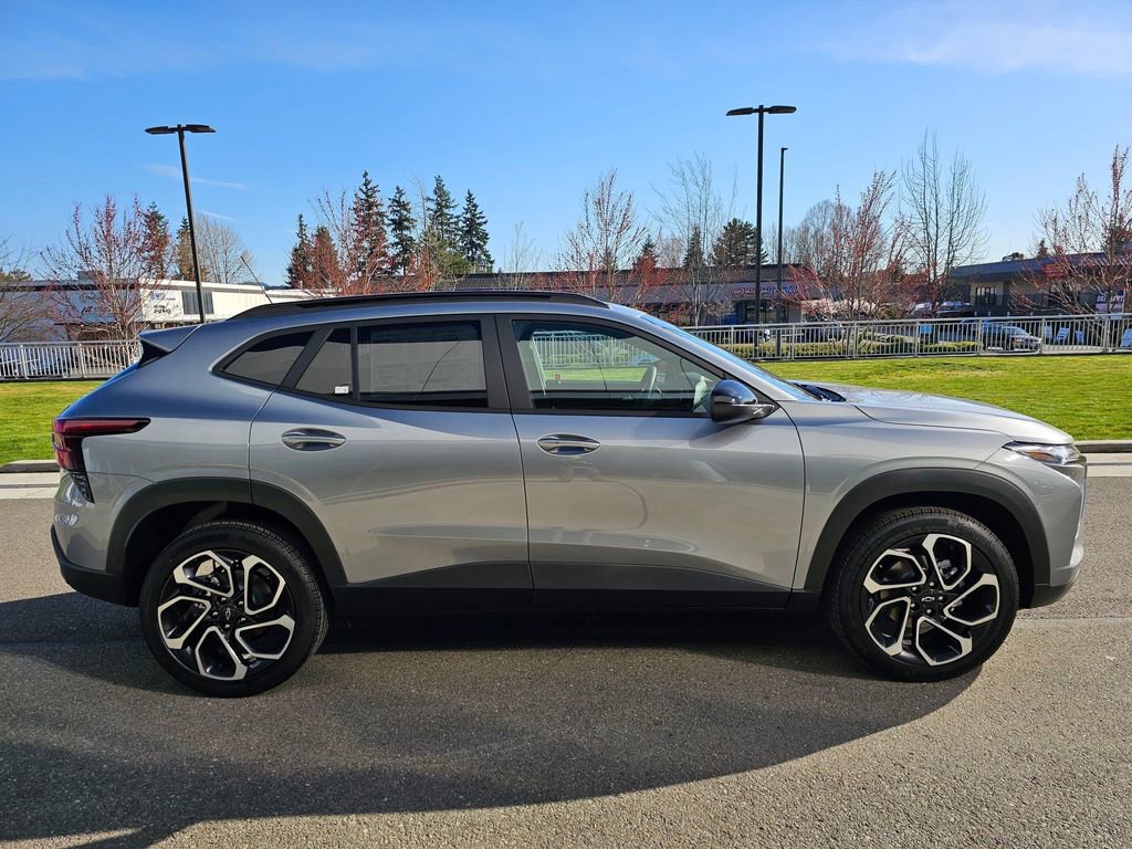 New 2026 Chevrolet Trax RS w/ Driver Confidence Package image 6