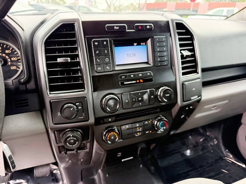 Used 2018 Ford F150 XLT w/ Trailer Tow Package RWD image 21