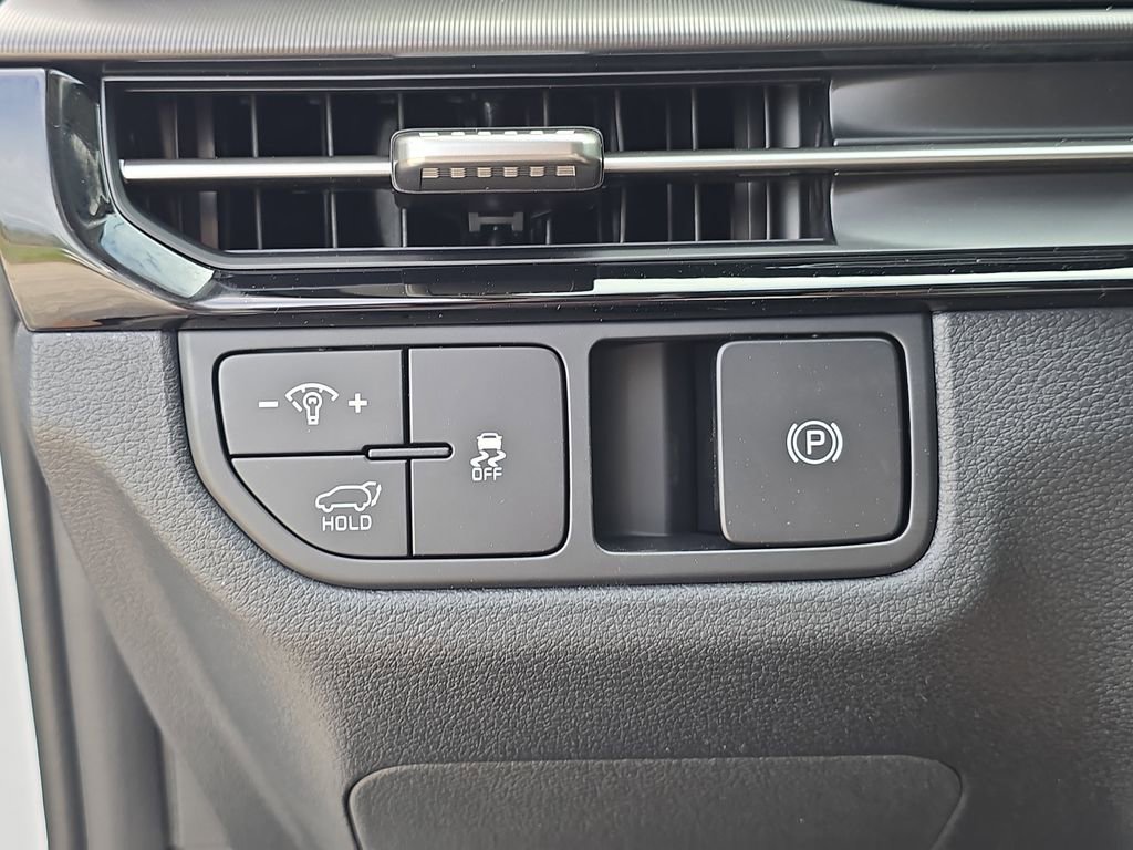 New 2026 Kia Sportage EX image 28