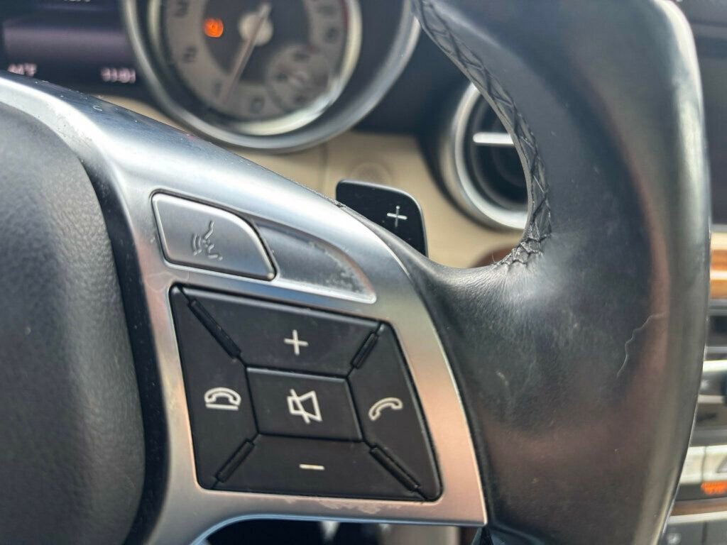 Used 2015 Mercedes-Benz SLK 250 2015 MERCEDES-BENZ SLK 250 image 30