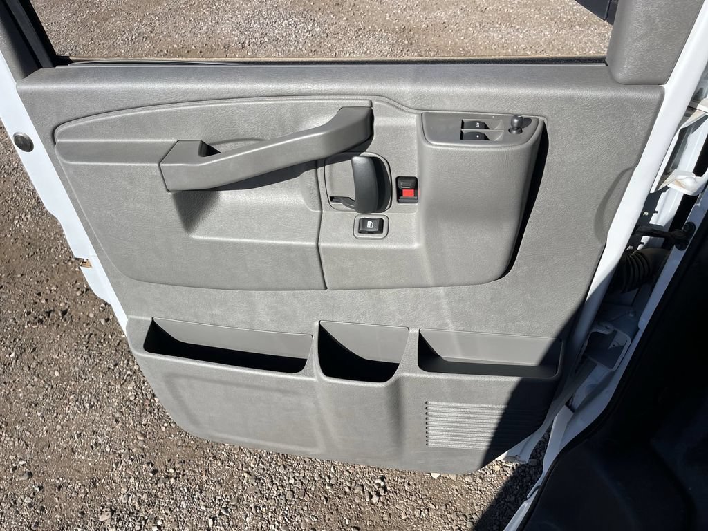 New 2025 GMC Savana 2500 Extended w/ Driver Convenience Package RWD image 22