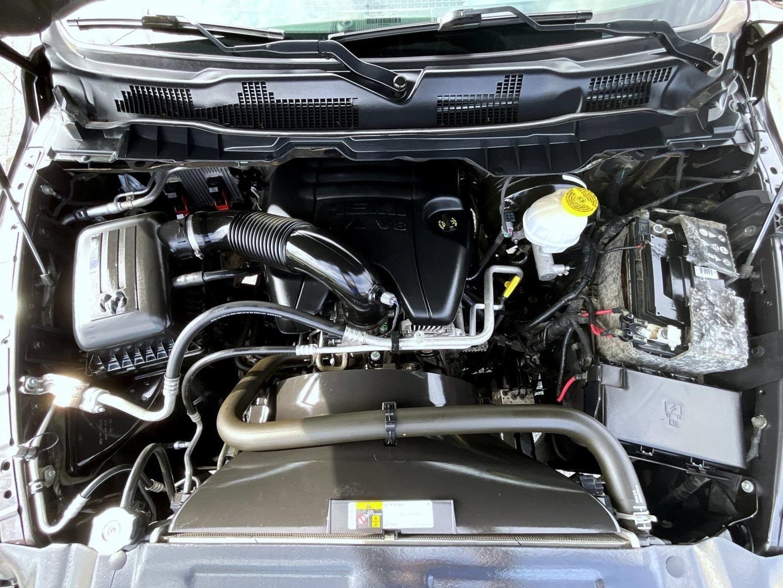 Used 2019 RAM 1500 Express AWD/4WD image 25