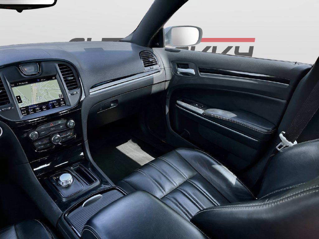 Used 2023 Chrysler 300 S RWD image 25