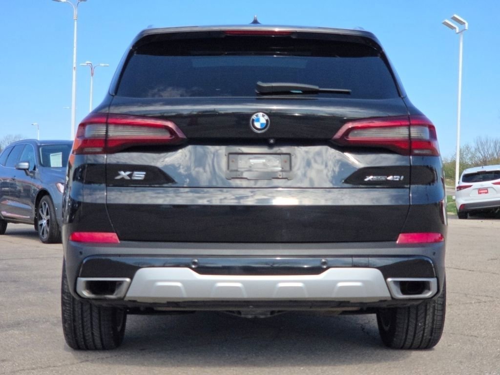 Used 2021 BMW X5 xDrive40i w/ Premium Package image 29