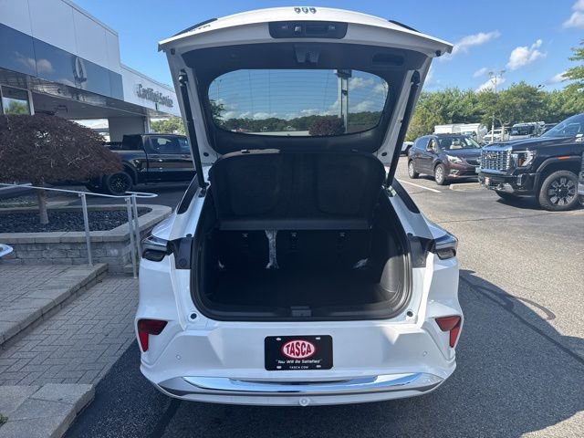 New 2025 Buick Envista Avenir image 23