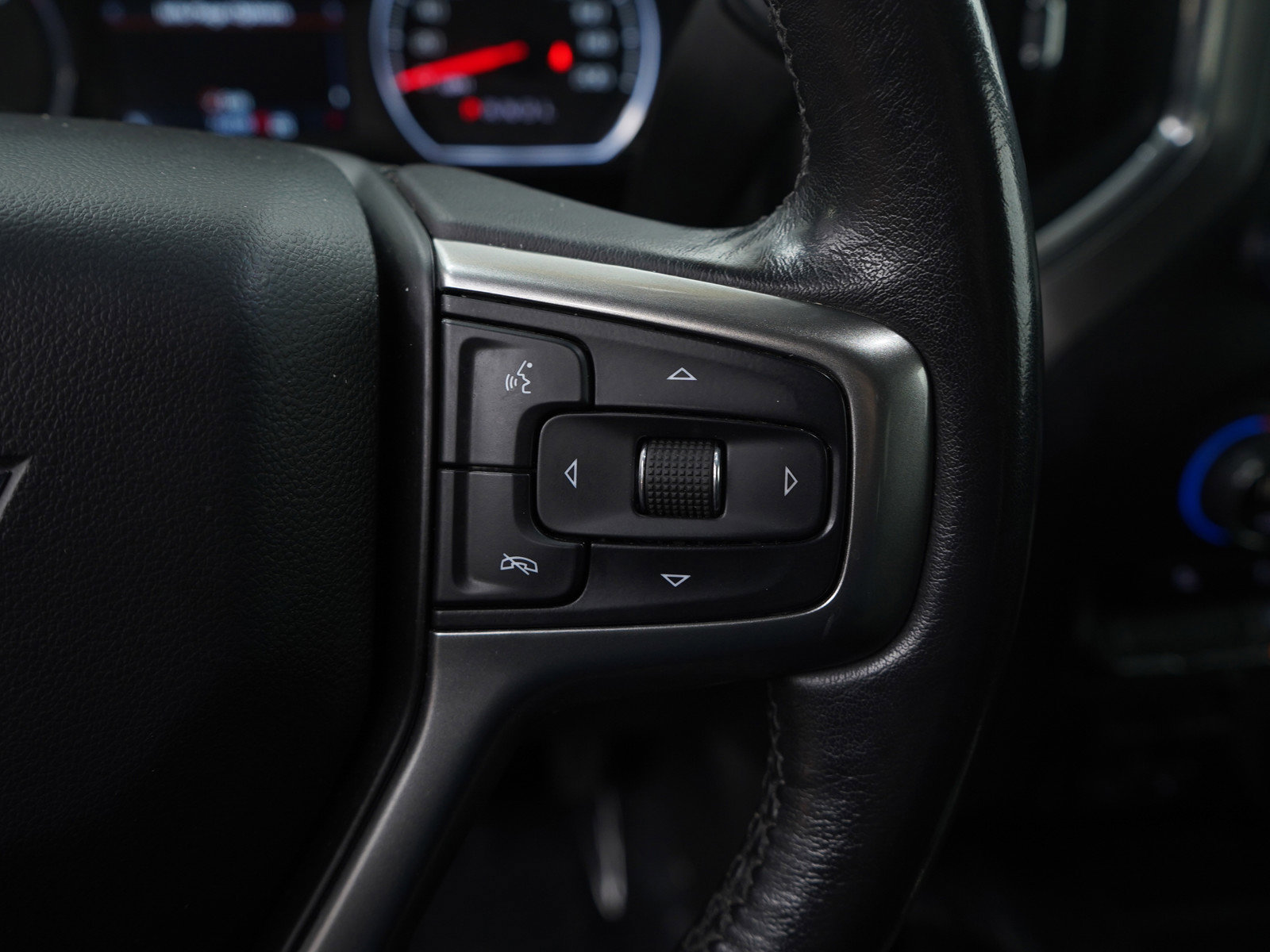 Used 2019 Chevrolet Silverado 1500 RST image 19