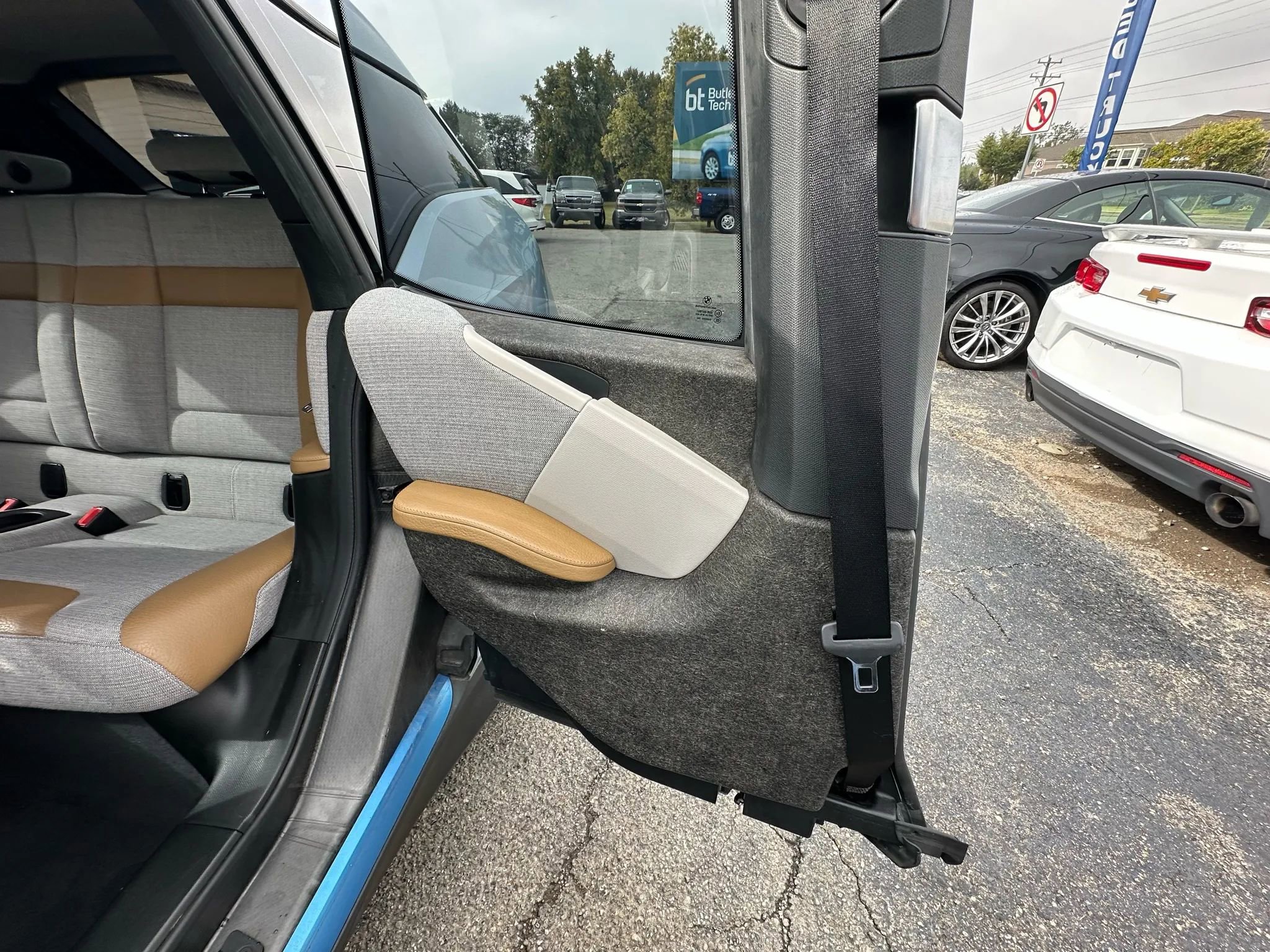 Used 2014 BMW i3 RWD image 21
