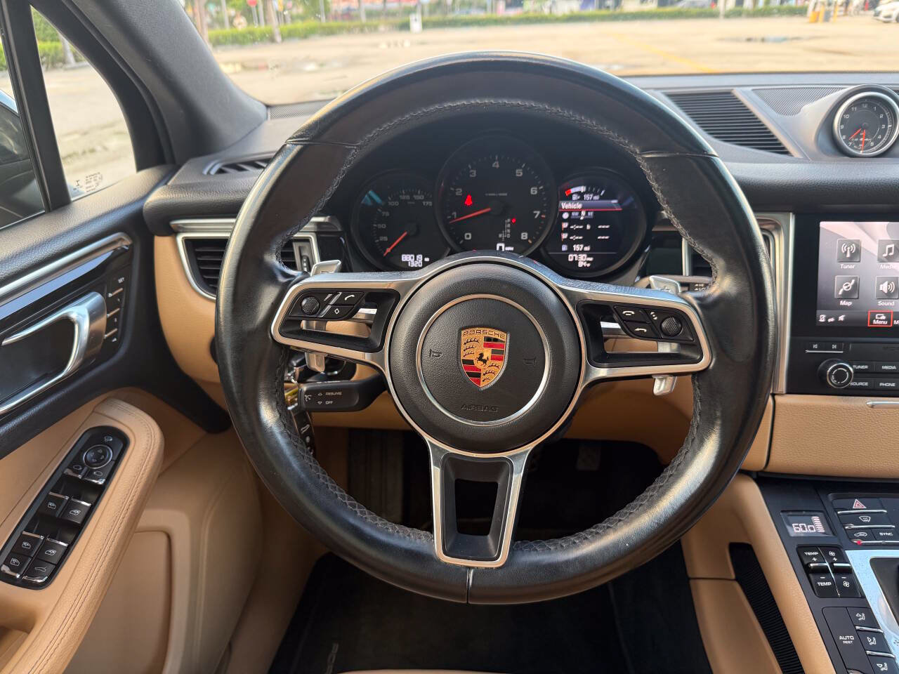 Used 2017 Porsche Macan AWD/4WD image 21