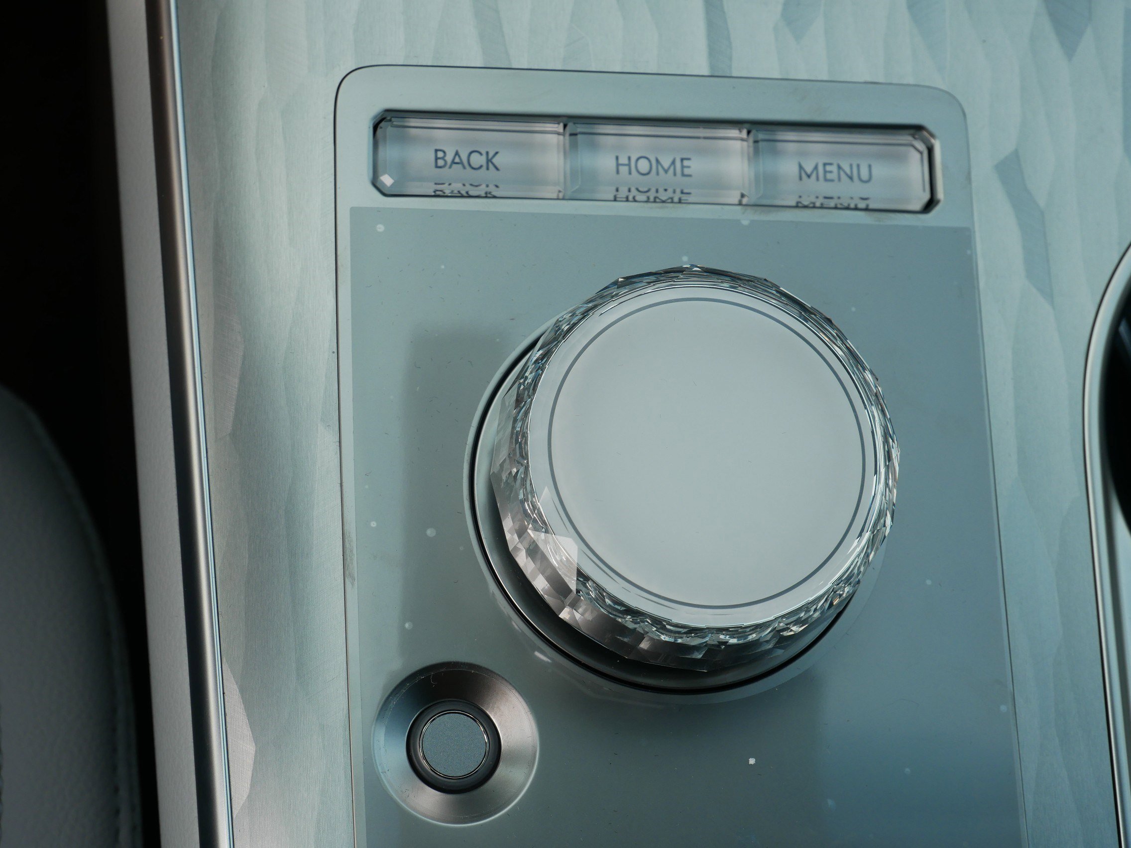 New 2026 Genesis Electrified GV70 image 8