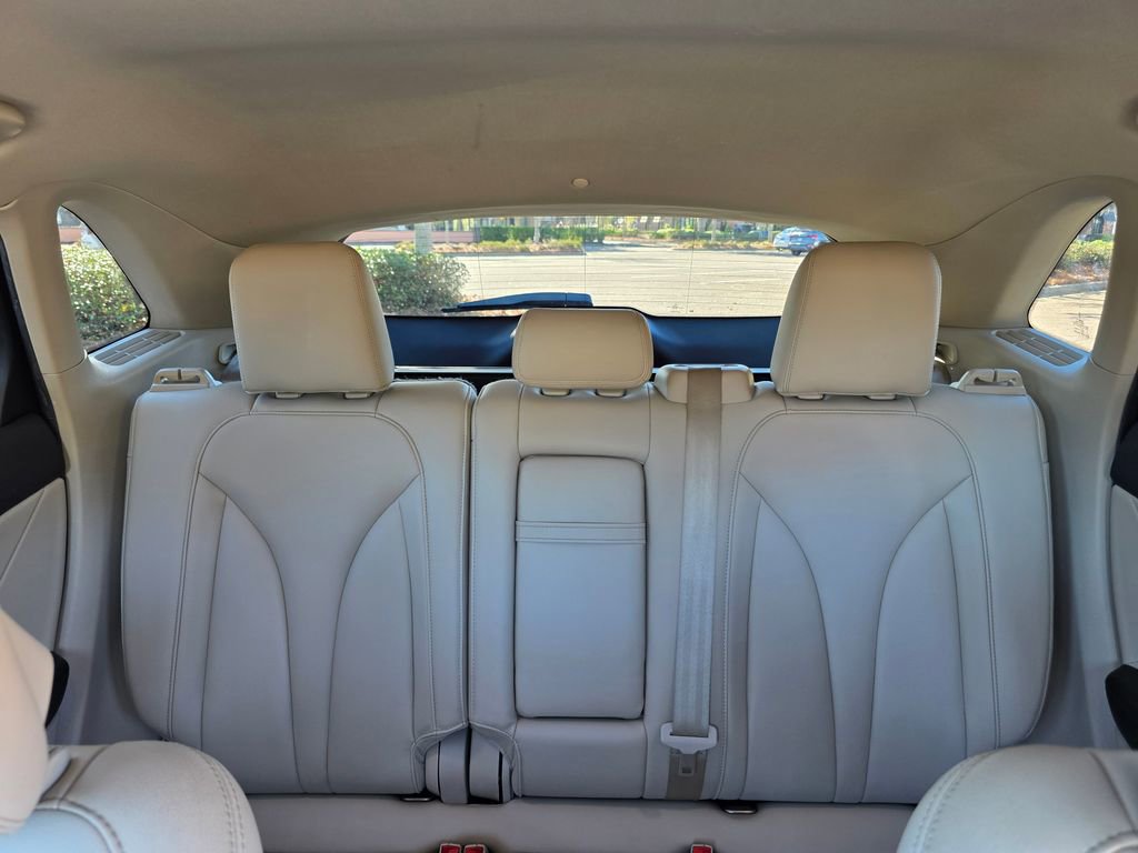 Used 2018 Lincoln MKC Premiere image 24