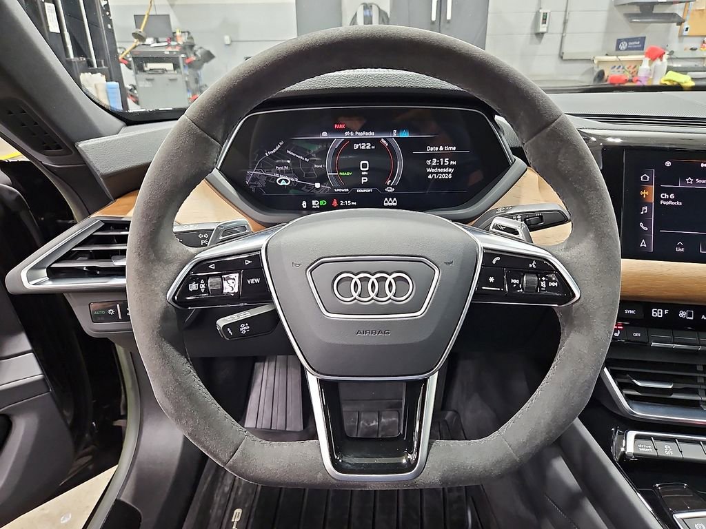 Used 2023 Audi e-tron GT Premium Plus image 21