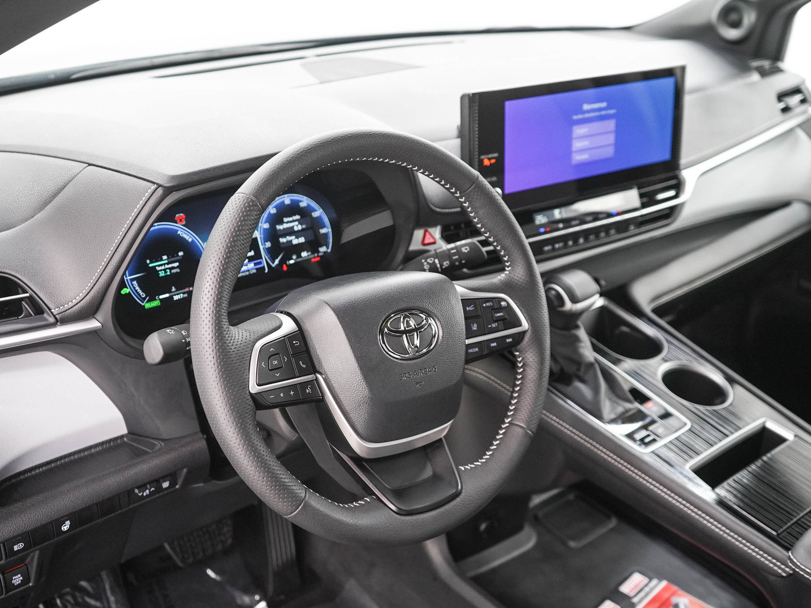 Used 2026 Toyota Sienna AWD image 23