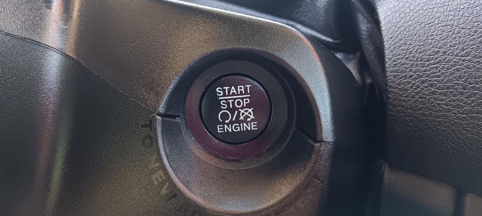 Used 2018 Jeep Renegade Latitude image 11