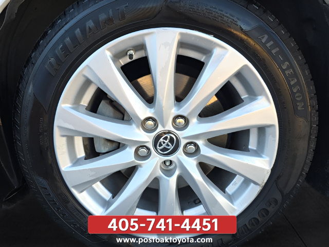 Used 2018 Toyota Camry LE w/ Protection Package (Q2) FWD image 27