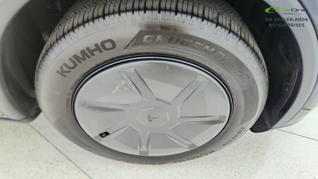 Used 2026 Tesla Model Y 2WD image 50