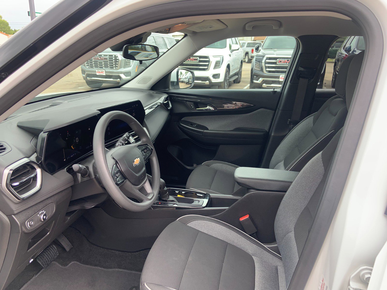 Certified 2025 Chevrolet TrailBlazer LT AWD/4WD image 4