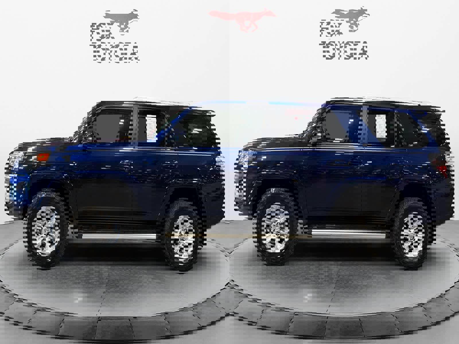 Used 2016 Toyota 4Runner SR5 image 4