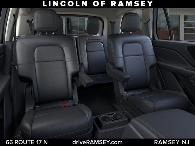New 2026 Lincoln Aviator AWD image 12