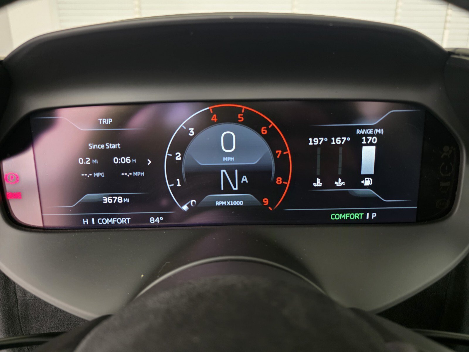Used 2025 McLaren 750S RWD image 14