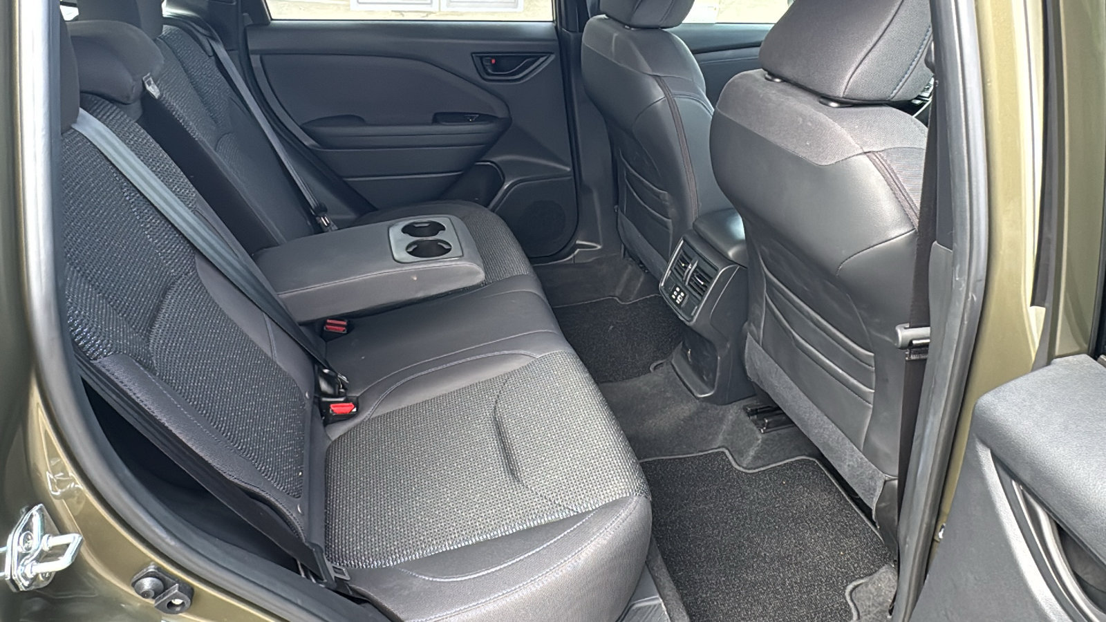 Certified 2025 Subaru Forester Premium AWD/4WD image 11