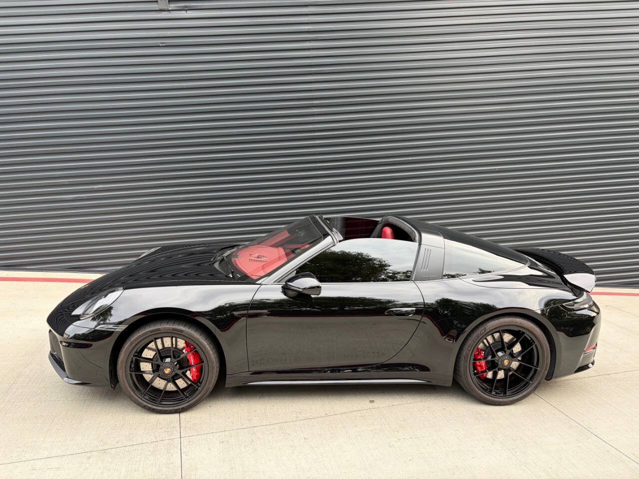 Used 2025 Porsche 911 Targa 4 GTS AWD/4WD image 7