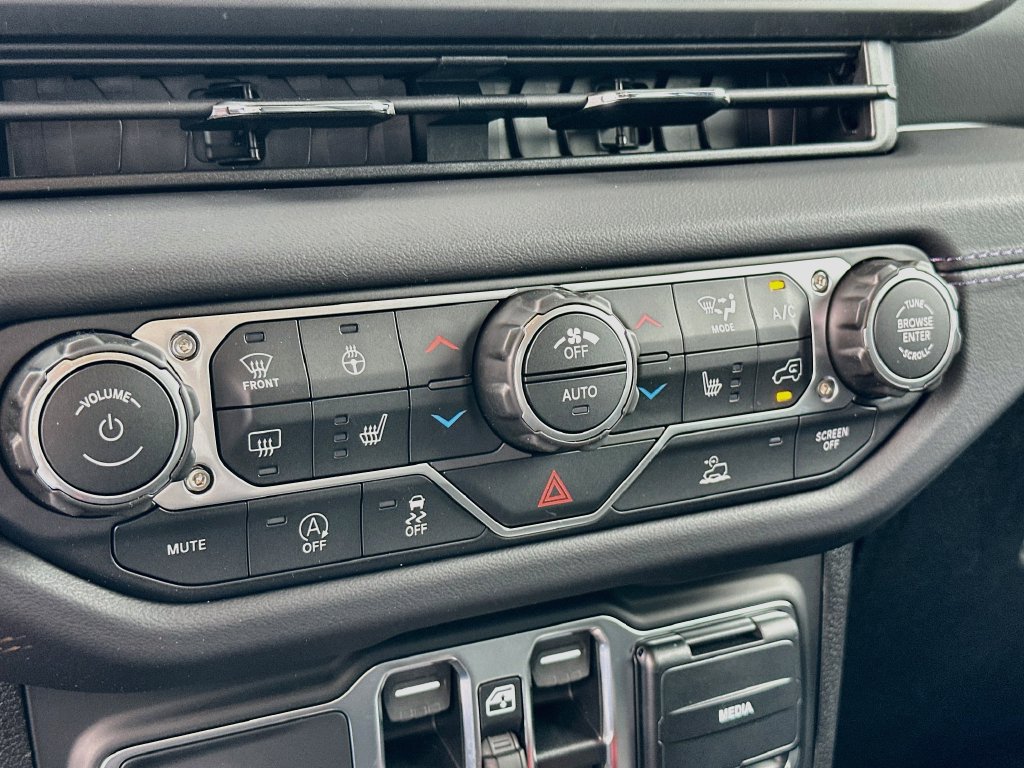 New 2027 Jeep Wrangler Unlimited Sport AWD/4WD image 18