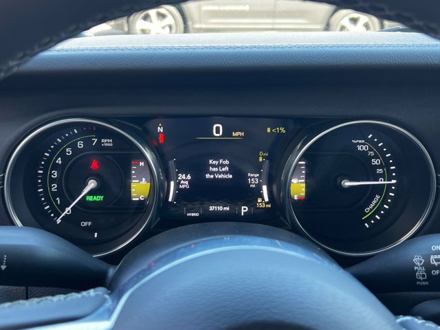 Used 2023 Jeep Wrangler Unlimited Sahara w/ Cold Weather Group AWD/4WD image 23