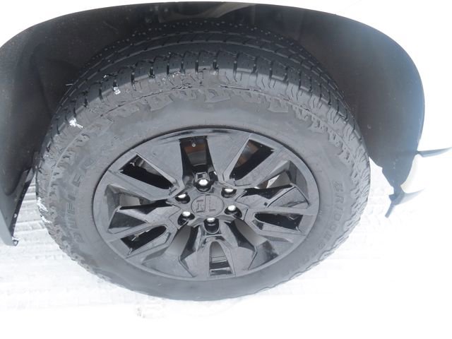 Used 2021 Chevrolet Silverado 1500 Custom w/ Custom Max Trailering Package AWD/4WD image 12