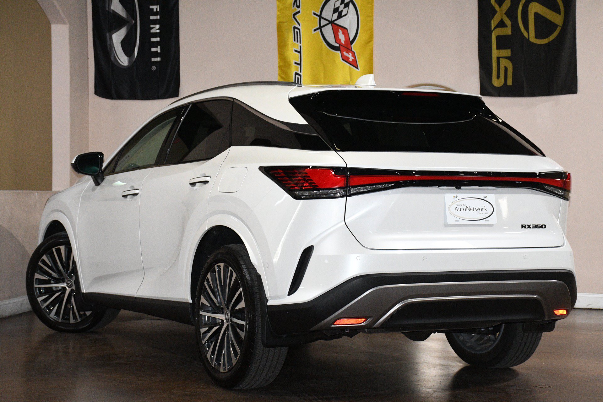 Used 2025 Lexus RX 350 Premium Plus w/ Convenience Package FWD image 6