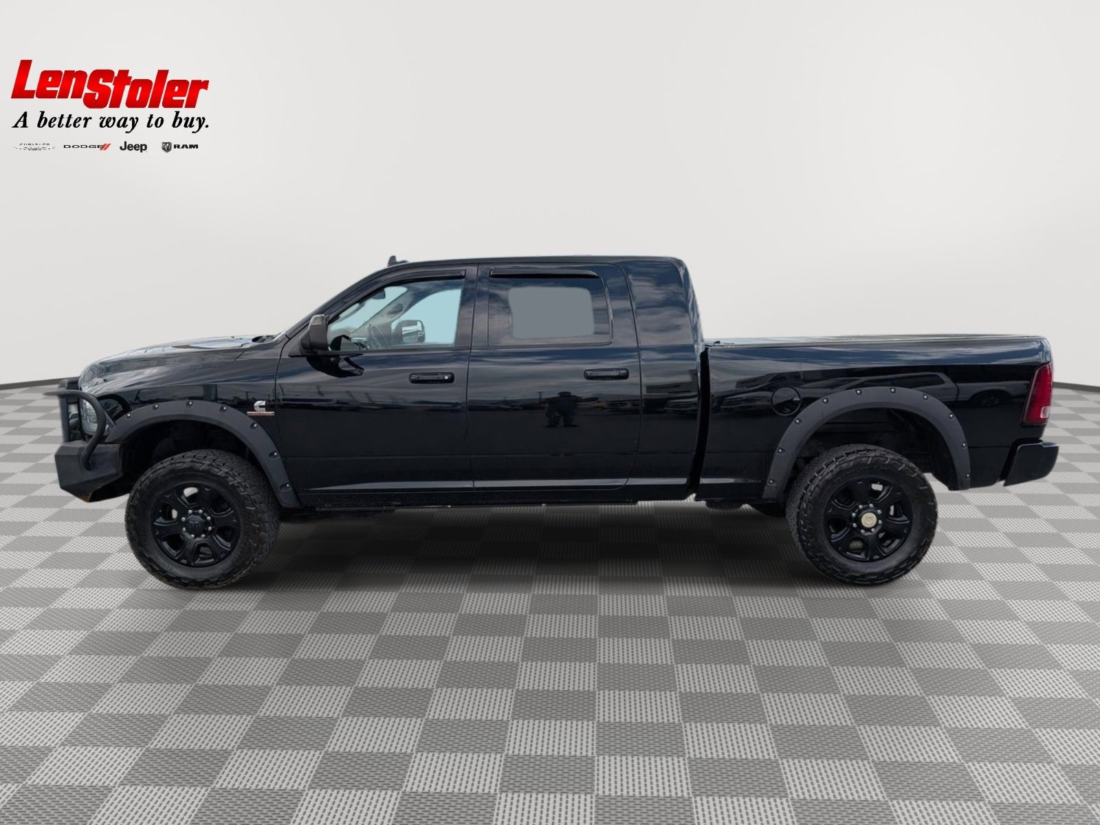 Used 2014 RAM 2500 Laramie w/ Black Appearance Group AWD/4WD image 2