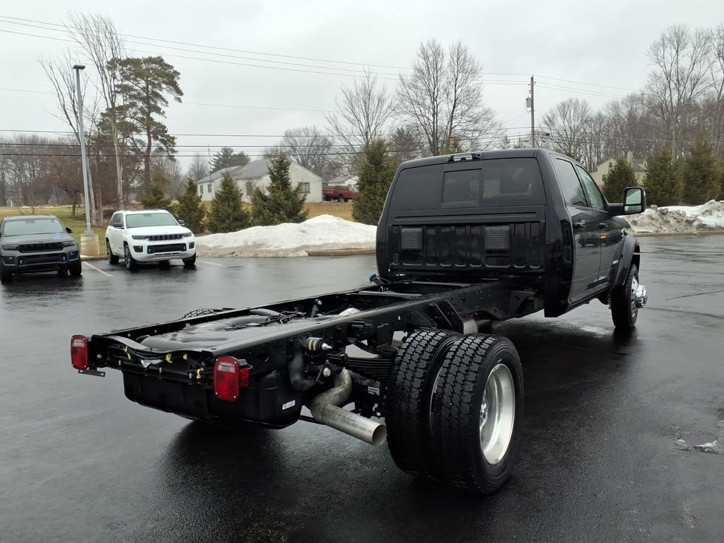 New 2026 RAM 5500 4x4 Crew Cab w/ Laramie Trim Package image 5