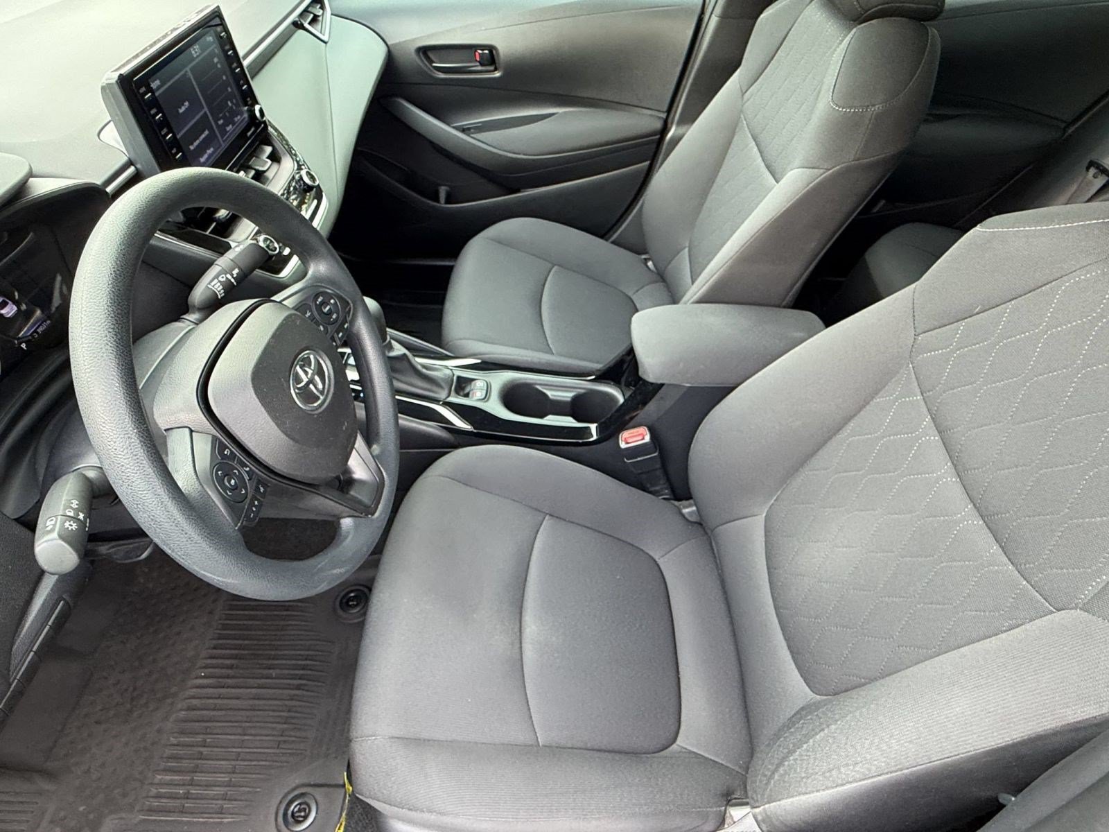 Certified 2022 Toyota Corolla LE FWD image 5