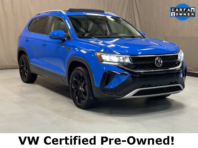 Certified 2022 Volkswagen Taos SE w/ Panoramic Sunroof Package image 1