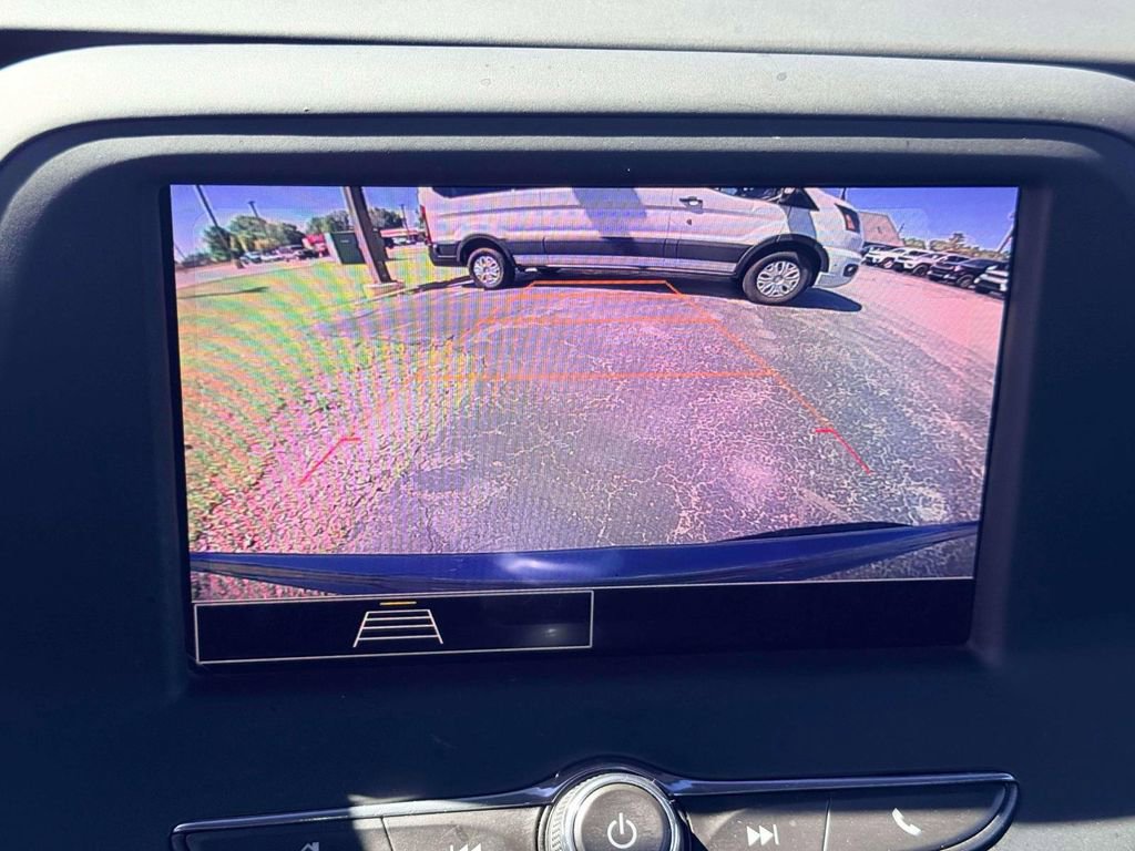 Used 2022 Chevrolet Camaro LT RWD image 18