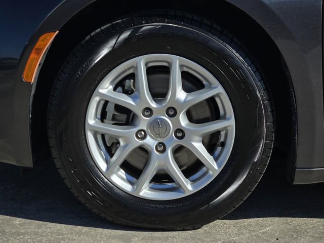 Used 2020 Chrysler Pacifica Touring-L image 14