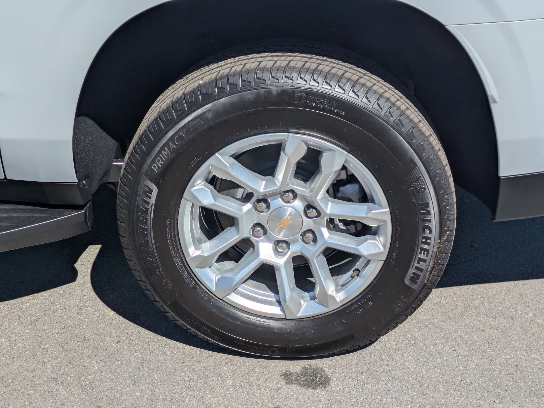 New 2026 Chevrolet Suburban LT w/ Comfort Package image 9