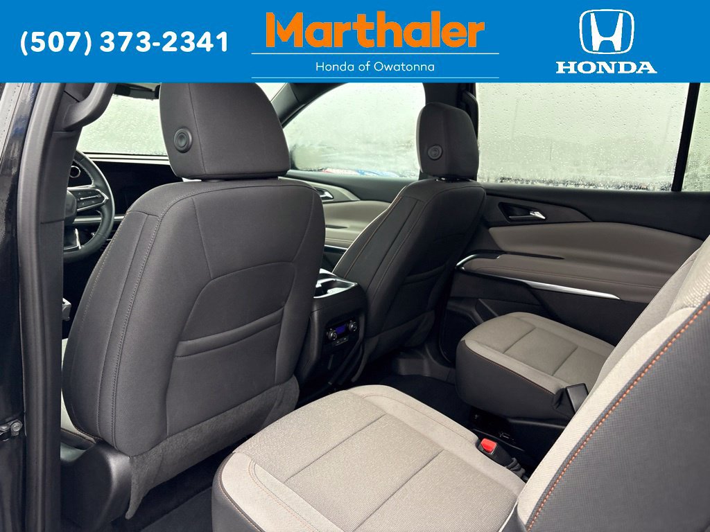 Used 2026 Chevrolet Traverse LT w/ Driver Confidence Package AWD/4WD image 14