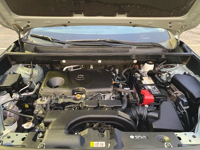 Used 2020 Toyota RAV4 XLE Premium AWD/4WD image 29