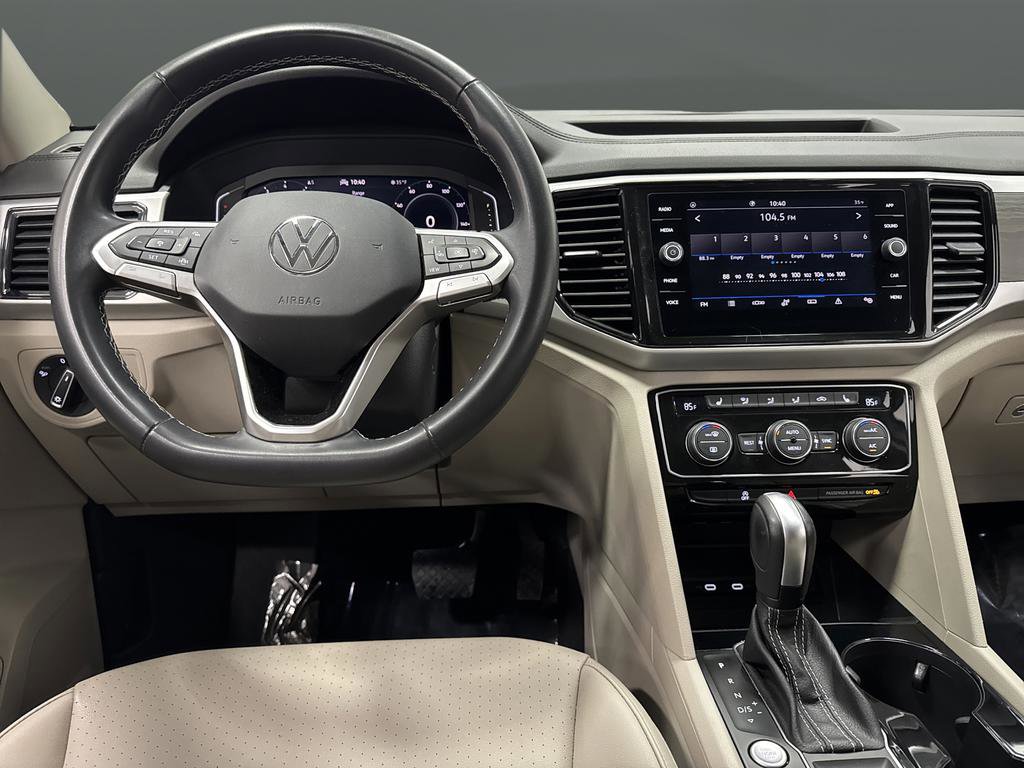 Used 2022 Volkswagen Atlas SE w/ Black Wheel Package image 5