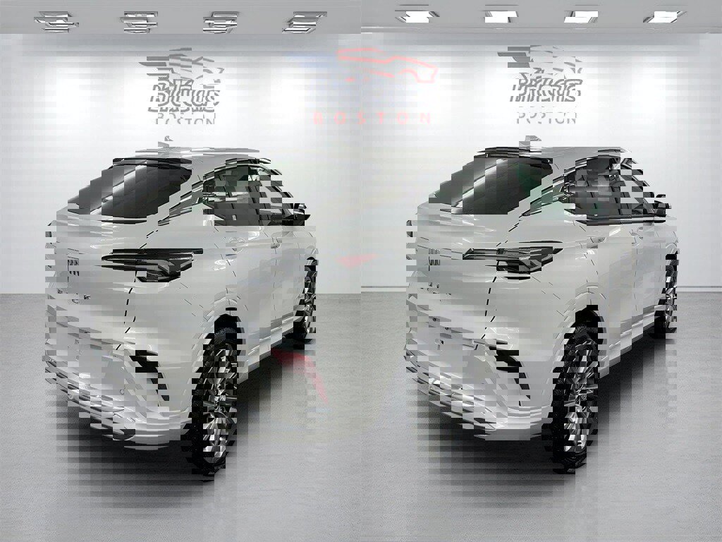 Used 2025 Buick Envista Avenir image 4