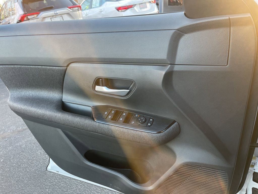 New 2026 Nissan Kicks SV w/ SV Premium Package image 11