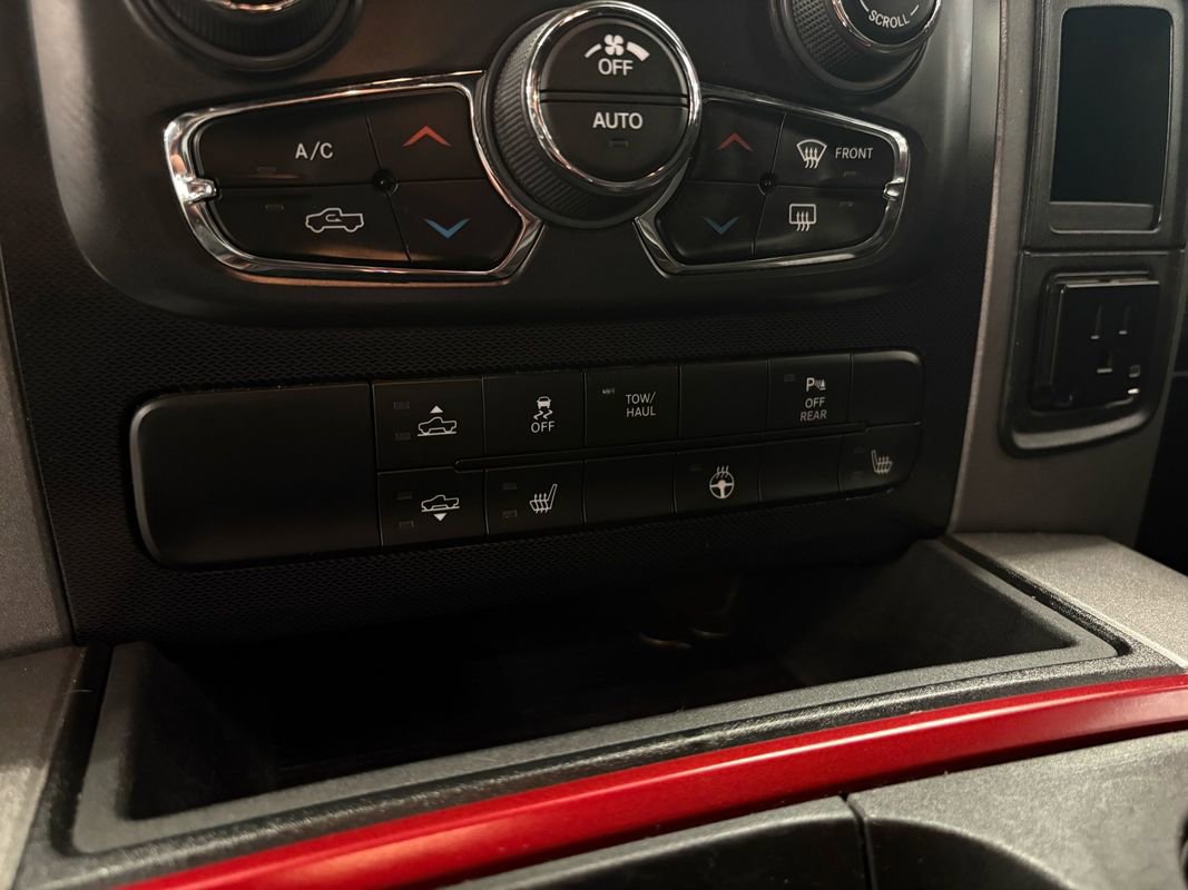 Used 2017 RAM 1500 Rebel image 26