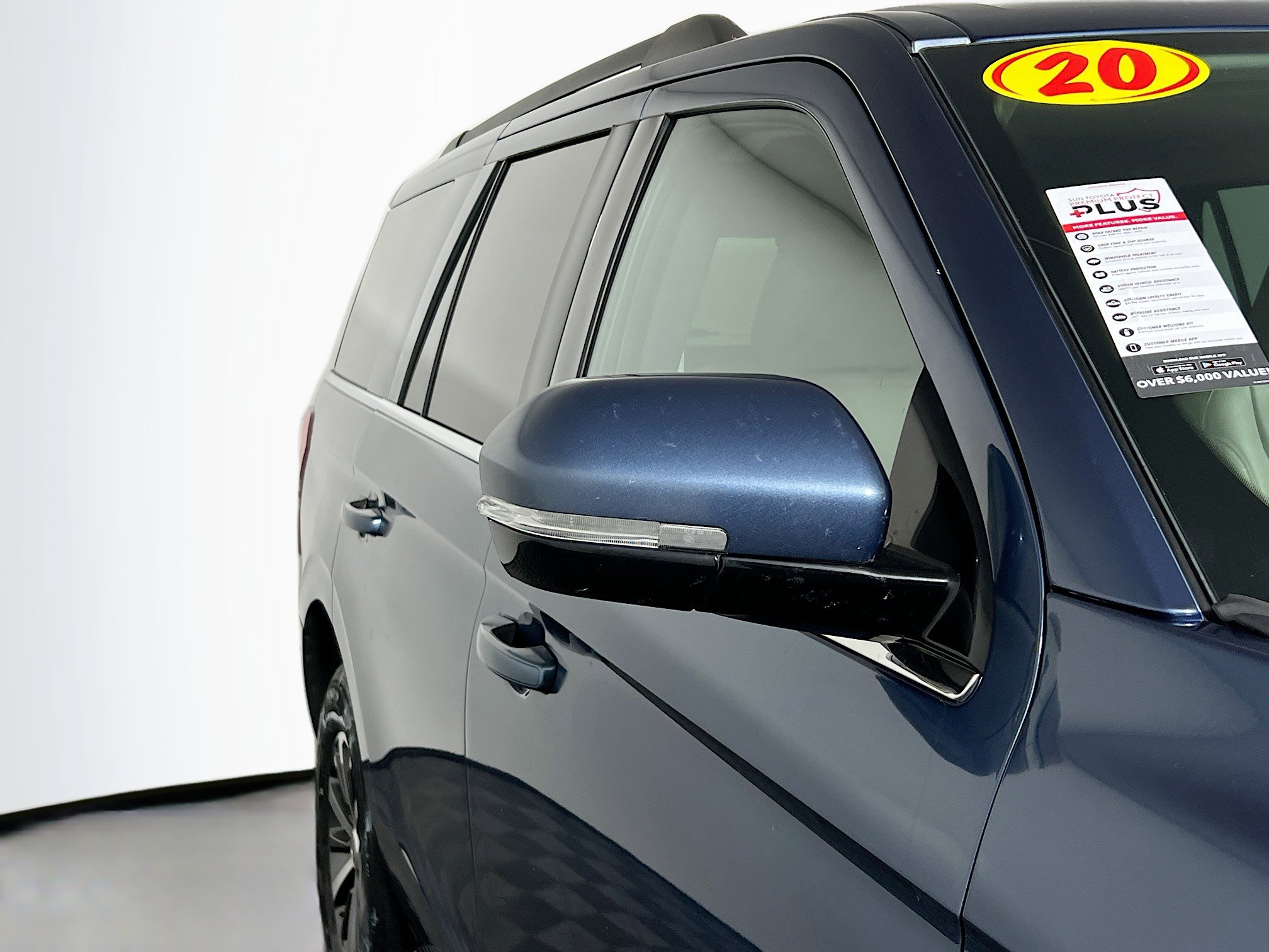 Used 2020 Ford Expedition XLT w/ Equipment Group 202A RWD image 12