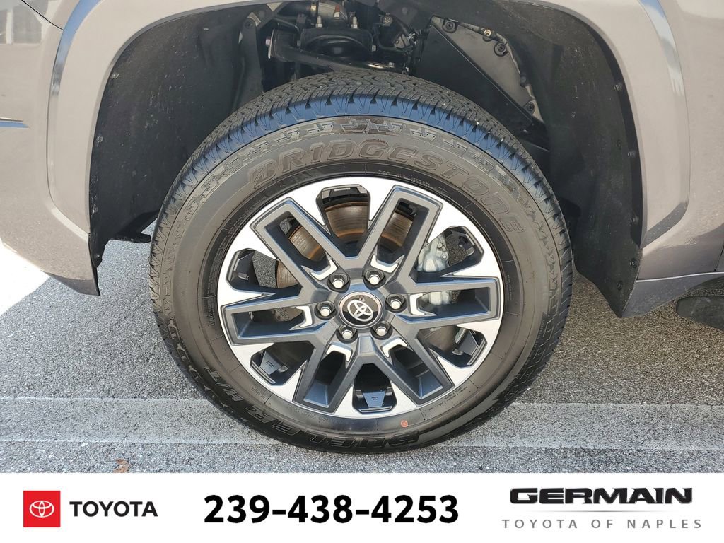 Used 2025 Toyota Tundra Limited image 13
