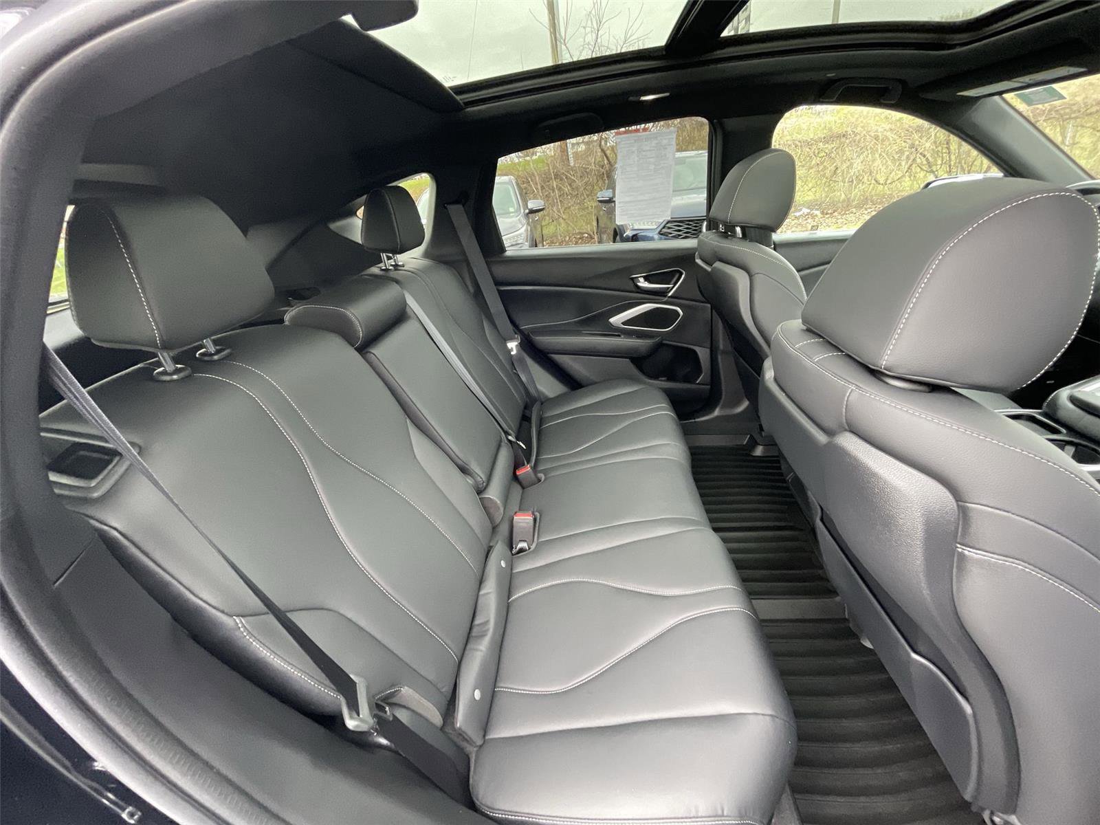 Used 2025 Acura RDX SH-AWD image 22