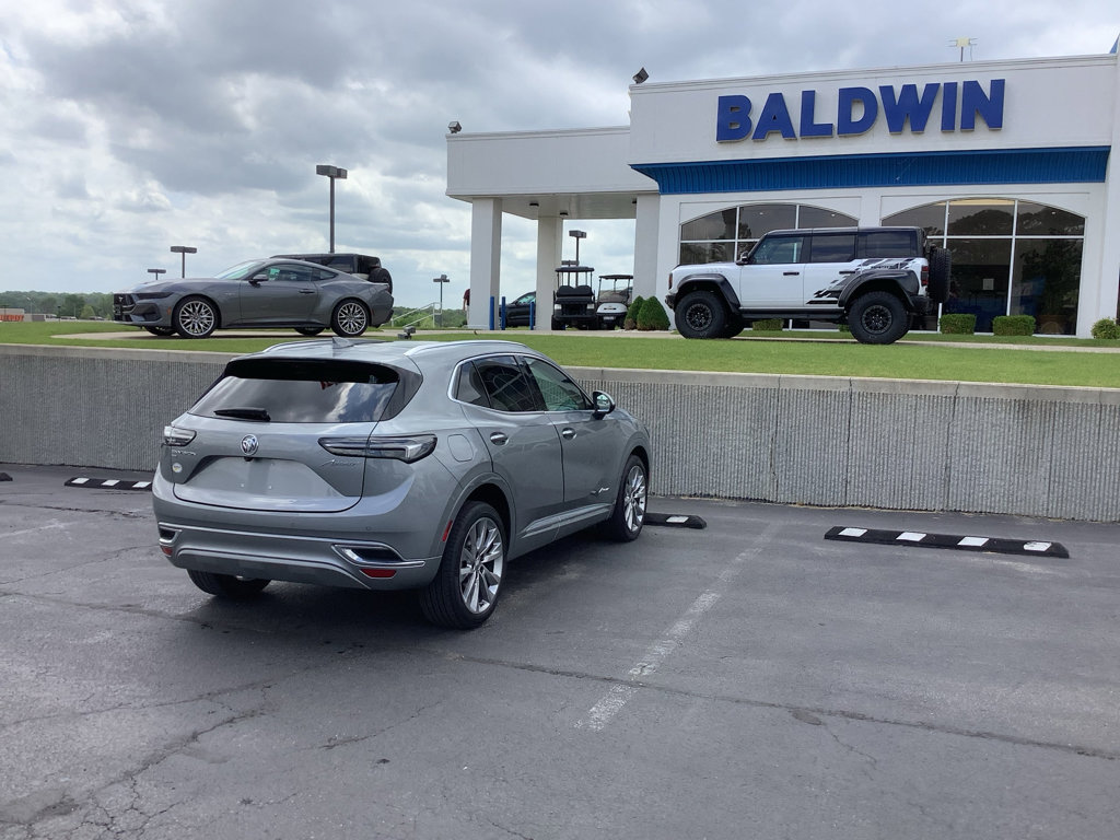 Used 2023 Buick Envision Avenir AWD/4WD image 7