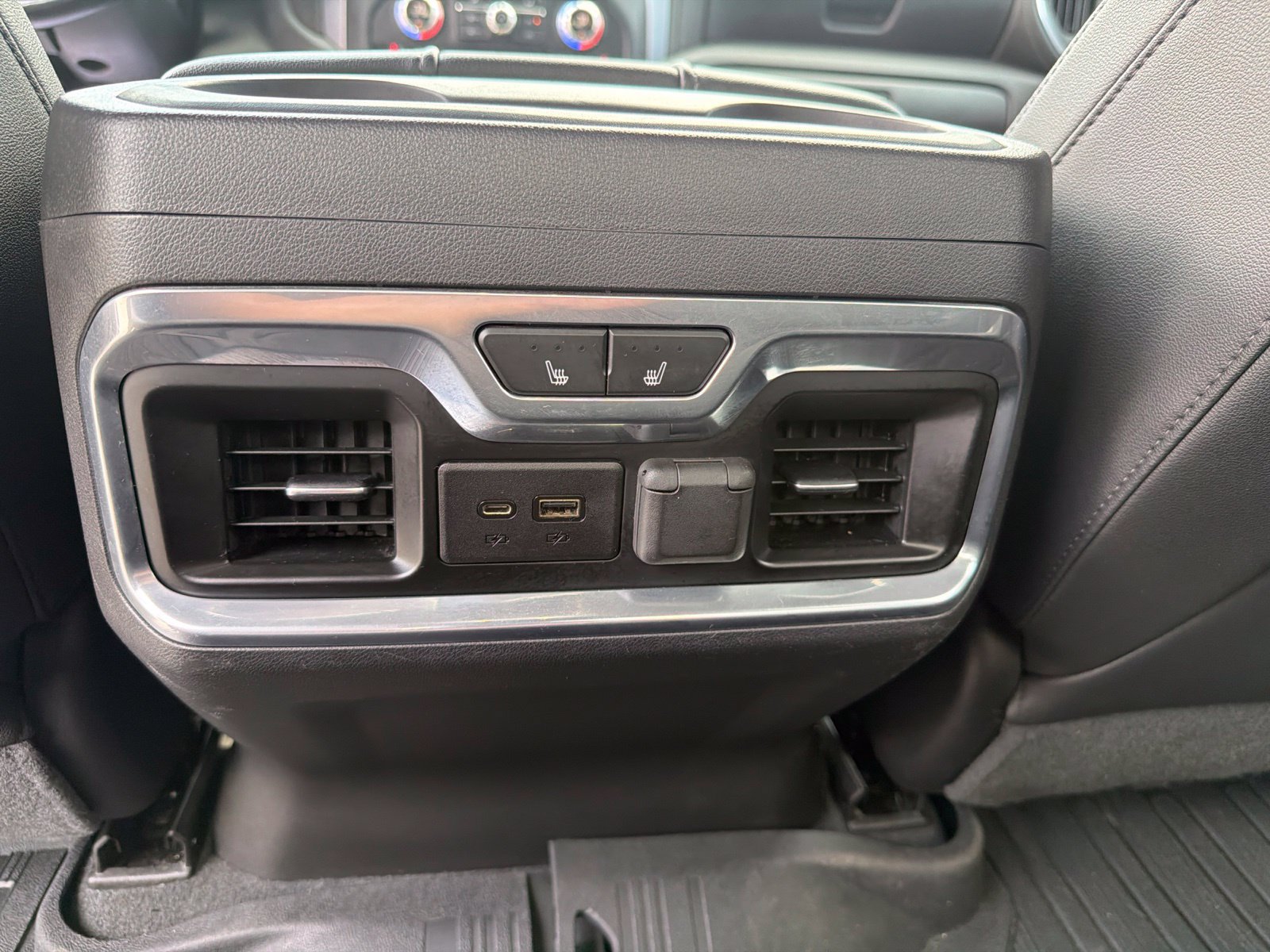 Used 2019 GMC Sierra 1500 SLT w/ SLT Premium Plus Package AWD/4WD image 37