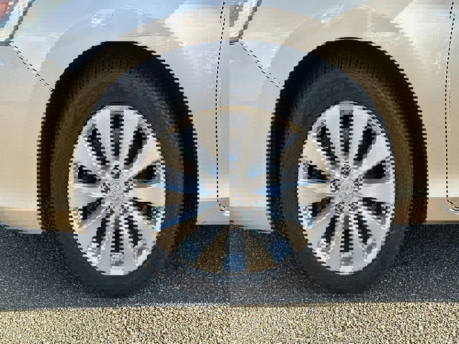 Used 2015 Honda Accord EX-L image 11