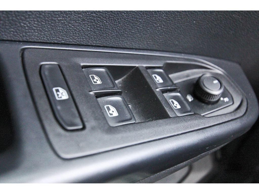 Certified 2024 Volkswagen Taos S AWD/4WD image 22