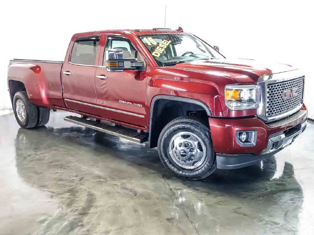 Used 2015 GMC Sierra 3500 Denali w/ Duramax Plus Package AWD/4WD image 2